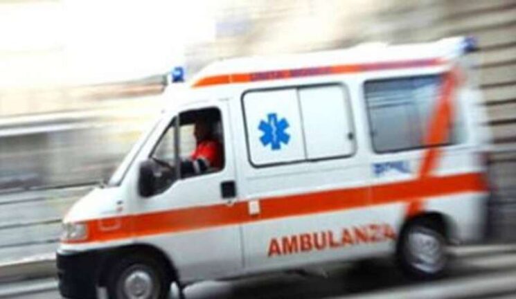Milano drammatico incidente a scuola: bimbo di 6 anni in gravi condizioni