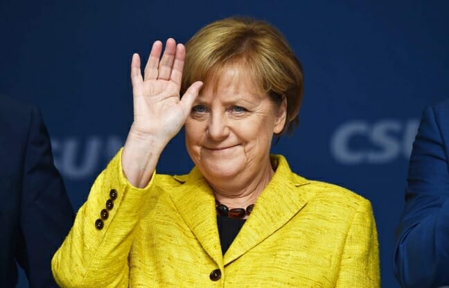 Merkel, nessuna tolleranza con antisemitismo