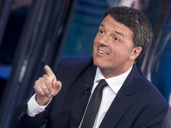 Pensioni, Renzi: «Quota 100 ingiusta, la cancelleremo». Conte: «No, è un pilastro della manovra»