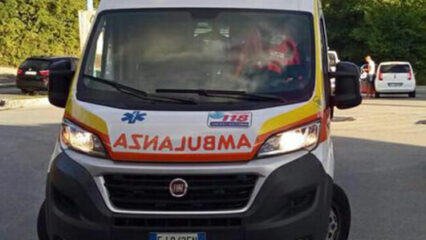 Cadelbosco Sotto, esce di casa e viene travolto da un'auto: morto sul colpo un 73enne