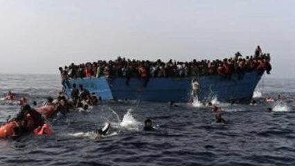 Migranti, devastante naufragio al largo della Libia: 74 morti