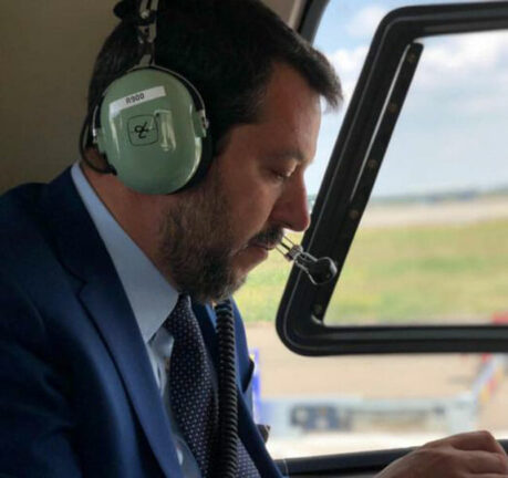 Cronaca: Salvini indagato per i voli di Stato, «Possibile abuso d’ufficio»