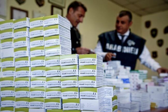 Milano: i Nas sequestrano 50mila farmaci