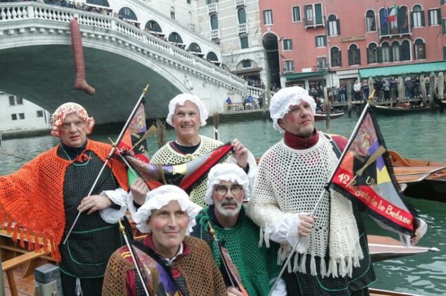 A Venezia la regata delle Befane
