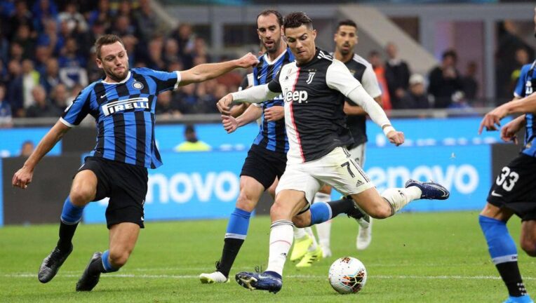 I giocatori e l’allenatore della Juventus rinunciano a 4 mesi di stipendio