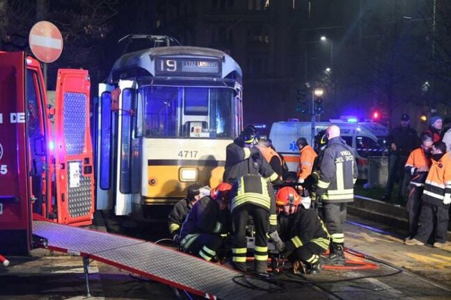 Investita e uccisa da un tram a Milano