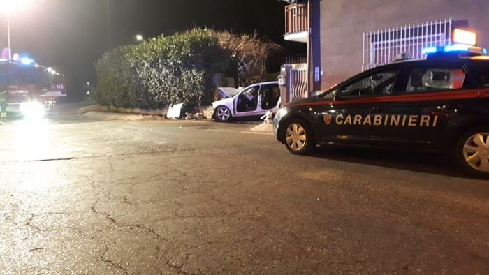 Cronaca: auto fuori strada, un morto e tre feriti nel Pinerolese