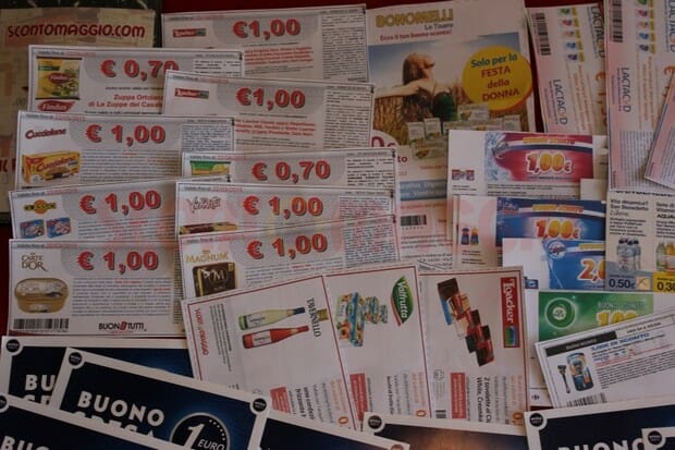 Coronavirus, buono spesa da 300 euro a famiglia: chi ne ha diritto