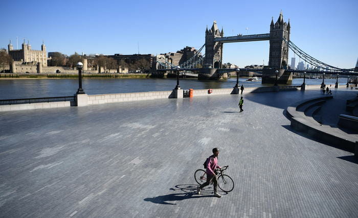 Londra, messaggi dal governo: non uscite