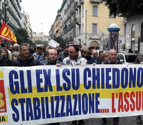 Lavoratori socialmente utili della Scuola:  scattano i licenziamenti, rischio bomba sociale