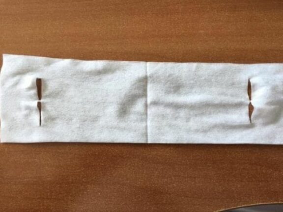 Napoli, all’ospedale San Paolo si usano panni antipolvere come mascherine. La denuncia di Fanpage