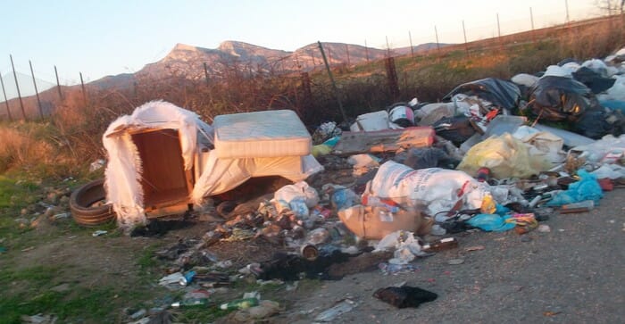 Traffico rifiuti a Foggia, arresti