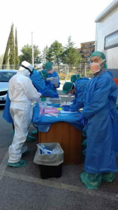 Test salivari Covid, via libera con limitazioni: quando usarli