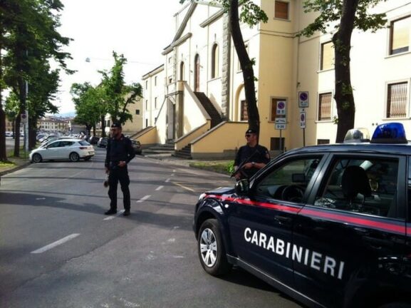 Cronaca: fugge con 2 kg cocaina e sperona auto Carabinieri