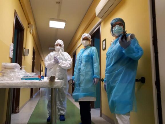 Lombardia, 38 i nuovi casi di Coronavirus: i guariti sono 164, ma ci sono 8 morti