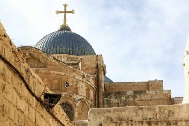 Il Santo Sepolcro a Gerusalemme resta chiuso anche a Pasqua: non succedeva dal 1300