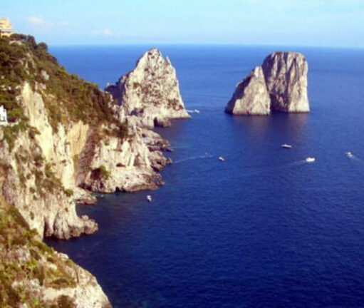 Covid, mascherine obbligatorie nei weekend a Capri?