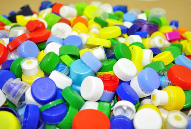 Tappi di plastica? ecco come riutilizzarli in modo creativo