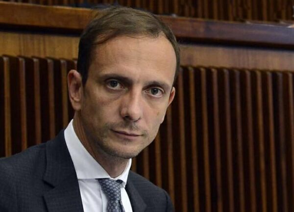 Fedriga: “Friuli-Venezia-Giulia senza soldi, chiudo gli ospedali”