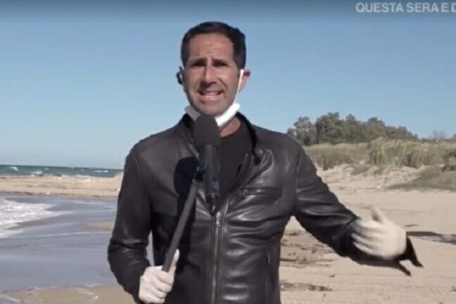 Aggredita troupe de La vita in diretta: “Presi a calci e strattonati”