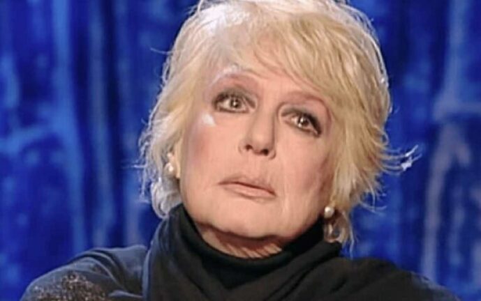 Loretta Goggi ricorda Gianni Brezza: “Con lui ho scoperto la spensieratezza”