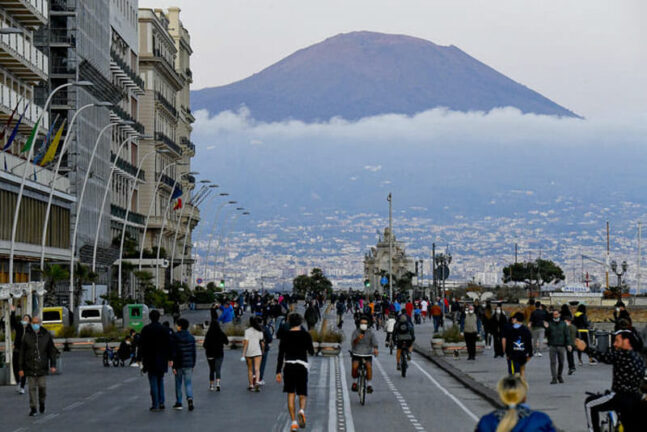 Napoli,lungomare bloccato, “notte di follia”