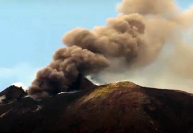 Etna, attività stromboliana dal Nuovo Cratere di Sud Ovest