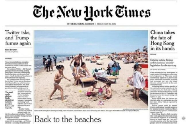 La spiaggia di Varcaturo in prima pagina sul New York Times