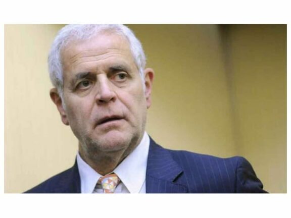 Formigoni: “Modello sanitario Lombardia affossato da Maroni”