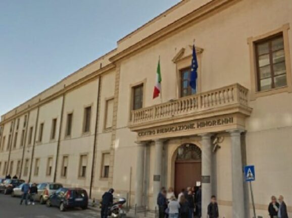 Agrigento, rissa e tentato omicidio a Licata. Arrestati due ragazzi e due ragazze
