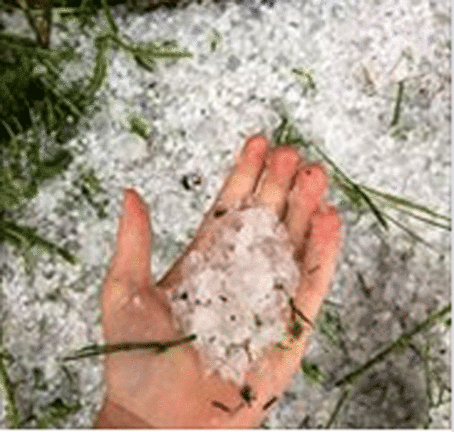 Bomba d’acqua e maxi grandinata a Novara, danni e allagamenti