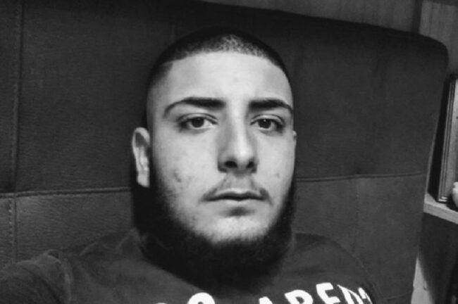 Agguato nel napoletano, 18enne incensurato ucciso come un boss