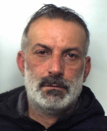 Aci Catena (CT), aveva razziato negozio: ai domiciliari, evade. Arrestato