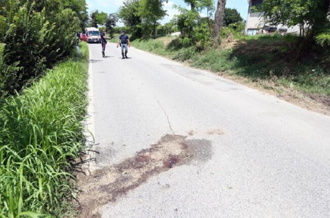 Tragedia della strada: auto contro tir, 4 morti nel Barese