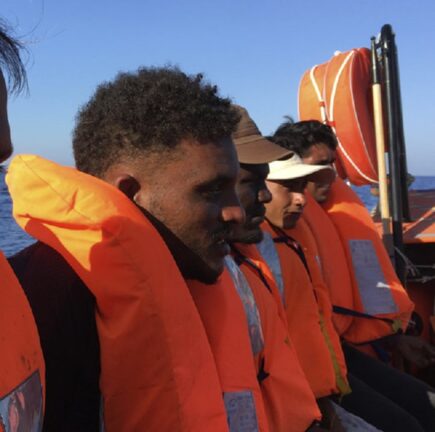 A Lampedusa sono sbarcati 618 migranti in un giorno