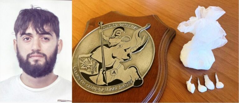 Catania, fugge contromano e si schianta su un’auto: pusher arrestato Catania, fugge contromano e si schianta su un’auto: pusher arrestato