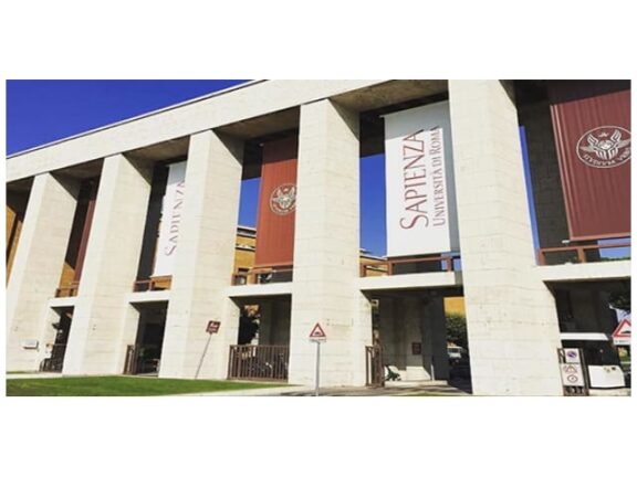 Università La Sapienza di Roma taglia le tasse