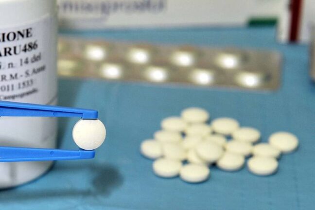 I vescovi: “La circolare sulla Ru486 viola la Costituzione”