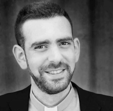 Siracusa, don Lorenzo ai parrocchiani: “Non venite a Messa!”. Ecco perché