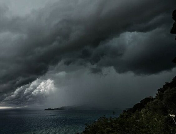 Meteo: dal caldo assurdo ai temporali in meno di un giorno. Ecco dove