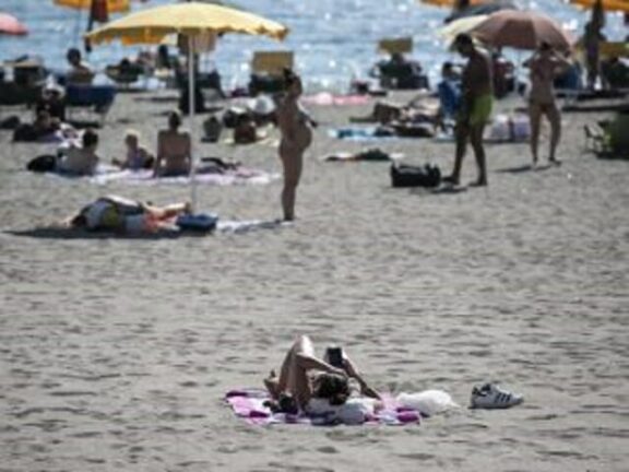 “Tre donne volevano rapire mia figlia e l’amica al mare a Ostia”