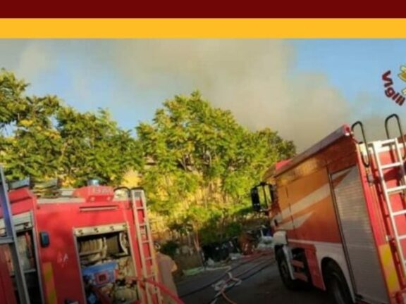 Diversi incendi a Roma. Difficoltà nella mobilità