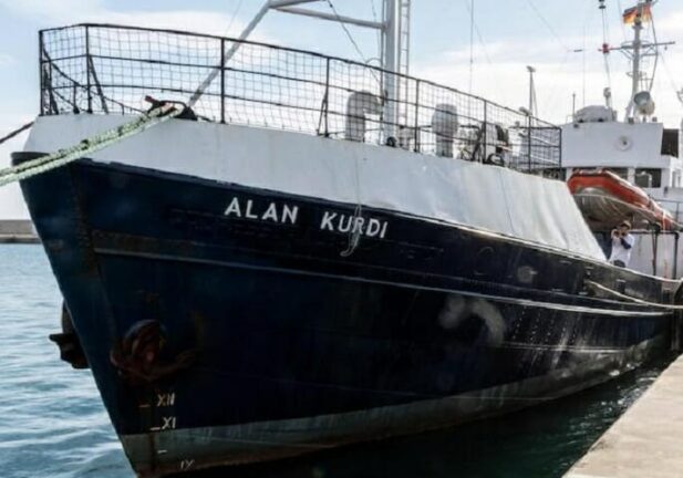 La Alan Kurdi torna in mare: “L’Italia dia un porto ai migranti”