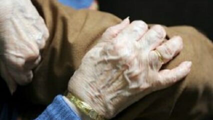 Silvana Teresa Buccolieri morta a Vercelli: trovati i parenti