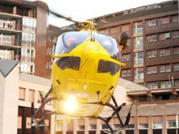 Incidente mortale: 49enne si schianta con l’auto contro un albero