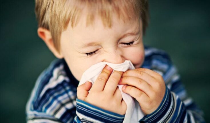 Covid e bambini, sintomi: come distinguerli. Raffreddore o influenza?