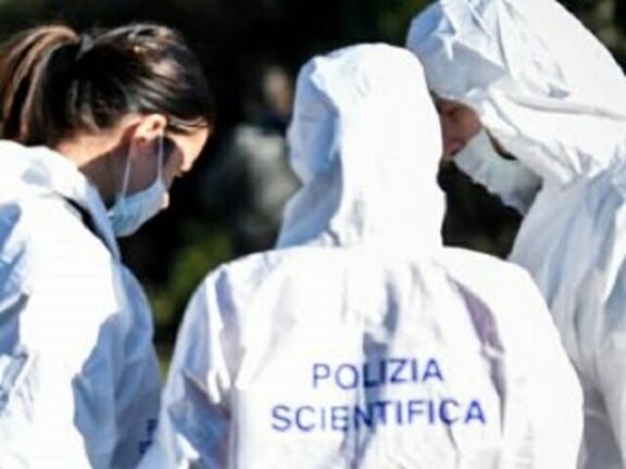 Macabra scoperta a Formia, donna trovata morta in casa