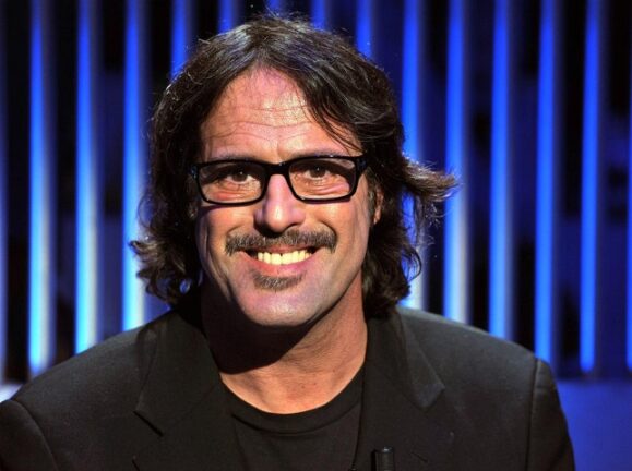 Baldini contro Tiziano Ferro: “Alcolista? Ora capisco il rosso relativo”