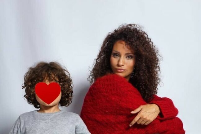 Morta a 35 anni per un cancro al cervello la modella Karim Najat