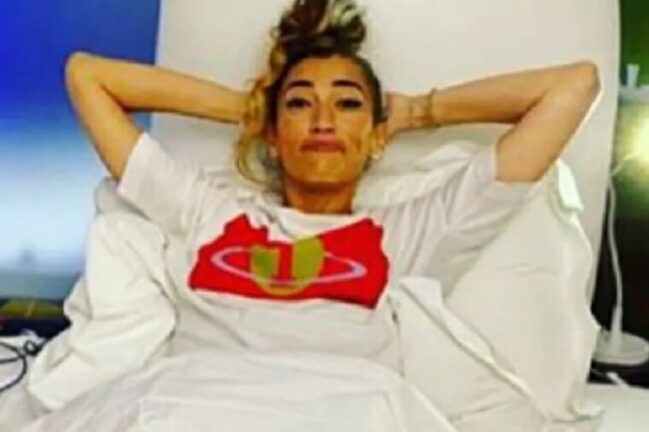 Nina Zilli positiva al Covid-19: “L’ho preso a cena, tutti senza mascherina